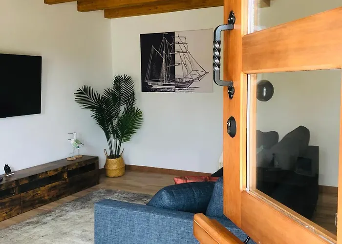 בית נופש Tela Marinera *